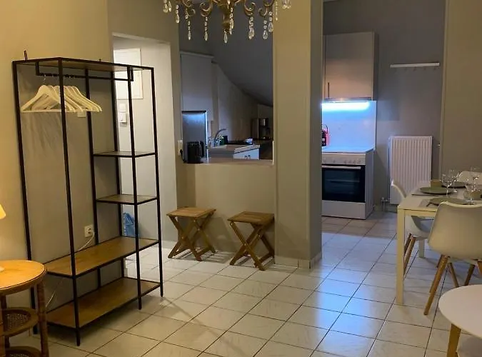 White Elephant Ground Floor Vólos