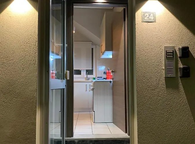 White Elephant Ground Floor Appartement *